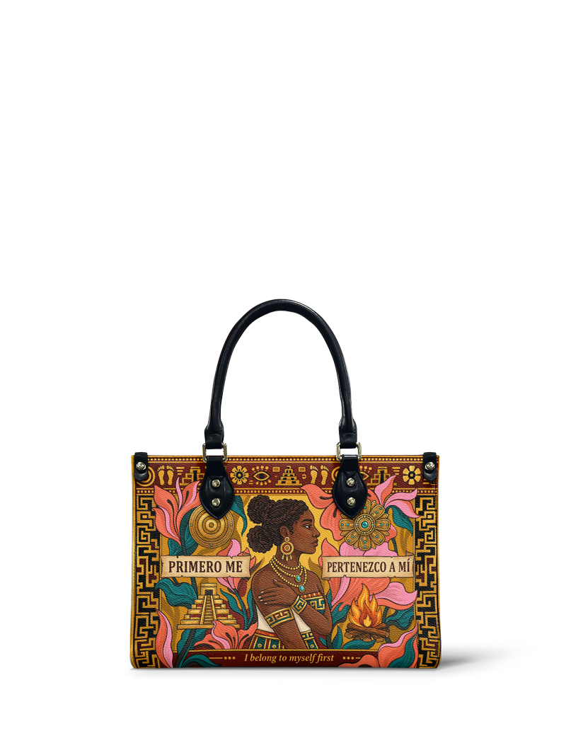 "Primero me pertenezco a mí" ver.6 Small Leather Handbag