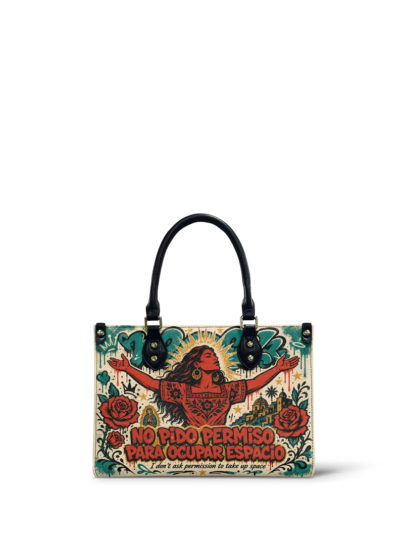 "No pido permiso para ocupar espacio" ver.3 Small Leather Handbag