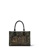 "Las mujeres poderosas crecen en jardines salvajes" ver.3 Small Leather Handbag