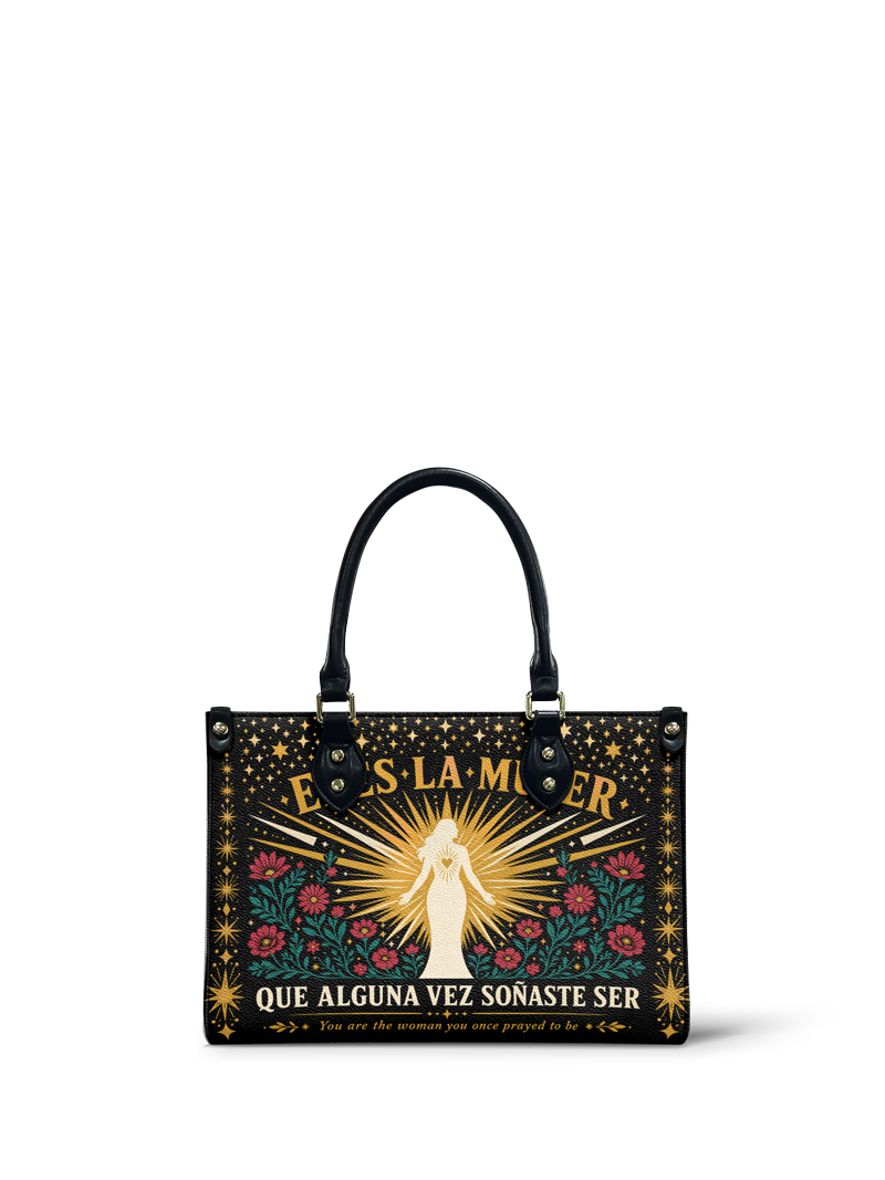"Eres la mujer que alguna vez soñaste ser" ver.9 Small Leather Handbag