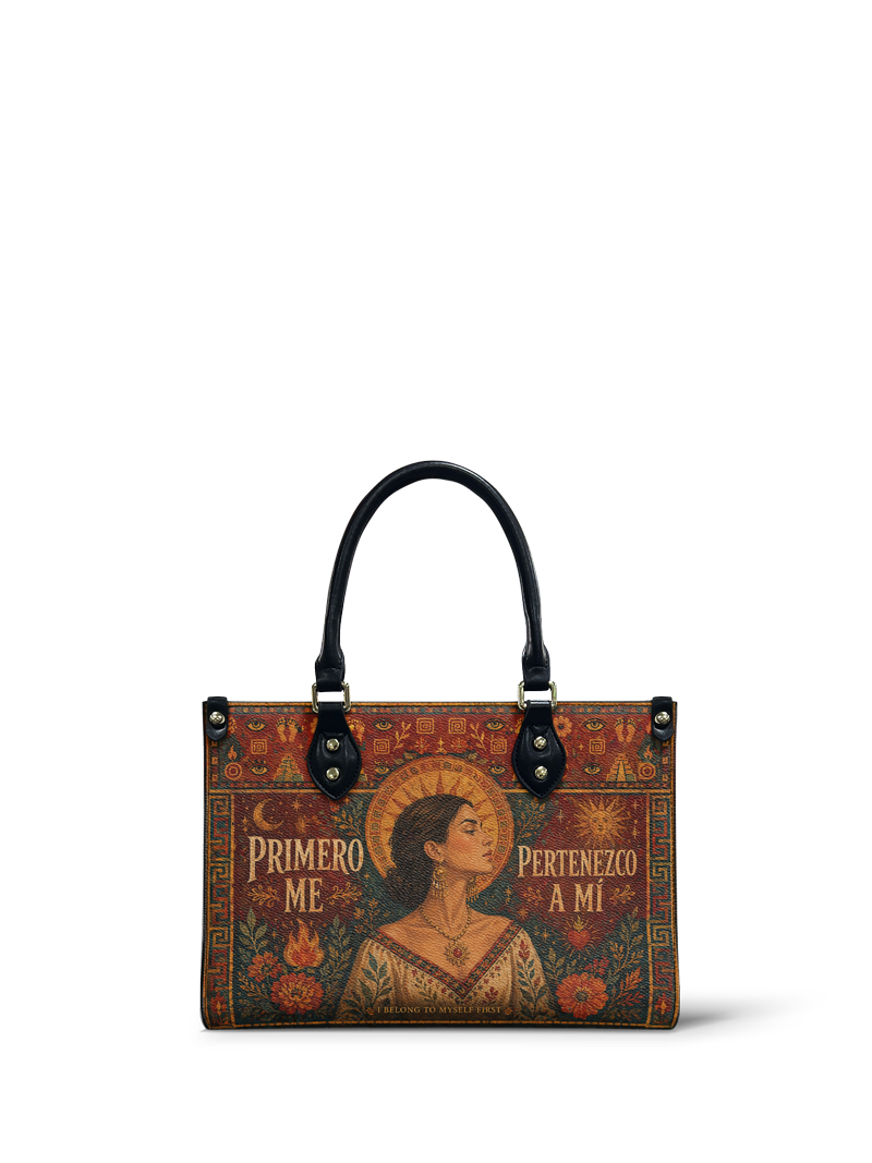 "Primero me pertenezco a mí" ver.1 Small Leather Handbag