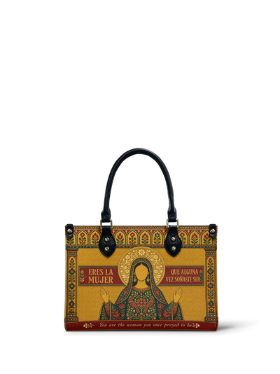 "Eres la mujer que alguna vez soñaste ser" ver.6 Small Leather Handbag