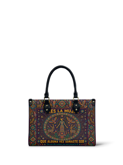 "Eres la mujer que alguna vez soñaste ser" ver.8 Small Leather Handbag