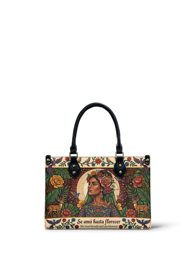 "Se amó hasta florecer" ver.8 Small Leather Handbag