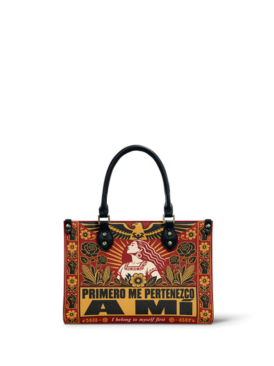 "Primero me pertenezco a mí" ver.3 Small Leather Handbag