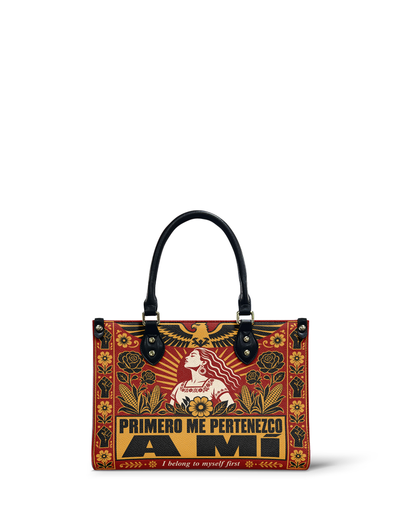 "Primero me pertenezco a mí" ver.3 Small Leather Handbag