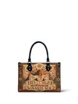 "Eres la mujer que alguna vez soñaste ser" ver.1 Small Leather Handbag