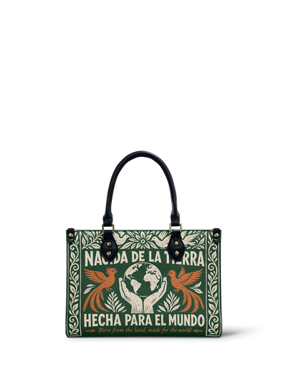 "Nacida de la tierra, hecha para el mundo" ver.3 Small Leather Handbag