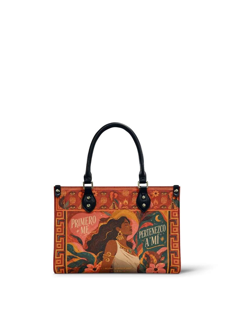"Primero me pertenezco a mí" ver.2 Small Leather Handbag