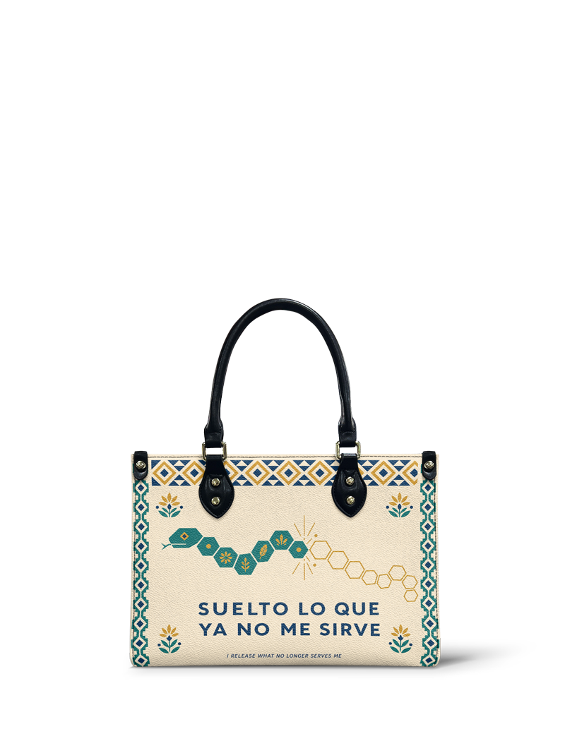 "Suelto lo que ya no me sirve" ver.4 Small Leather Handbag